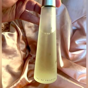 Issey Miyake L’eau d’Issey eau de toilette spray